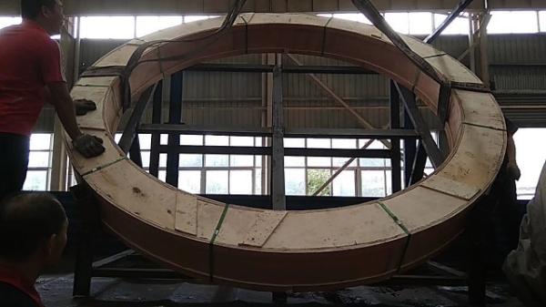 Factory Customized China hot sale external gear slew rings slewing bearing harbour equipment for sale