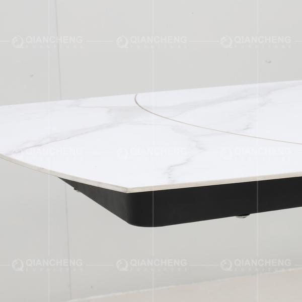 Mesa de jantar do mármore de Qiancheng com cadeiras