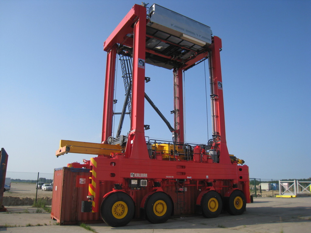 RTG Type Rubber-Tyred Remote Control Mobile Gantry Crane With EAC Certificate