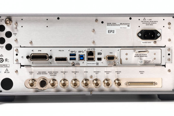 Б/у анализатор сигналов Keysight N9020B MXA, 10 Гц - 50 ГГц