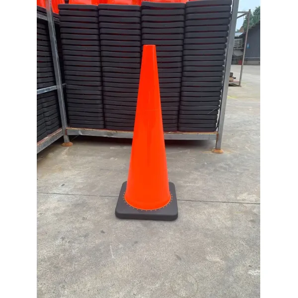 High Strength Roadway Safety PVC Traffic Cone with Customizable Colors and Black Base