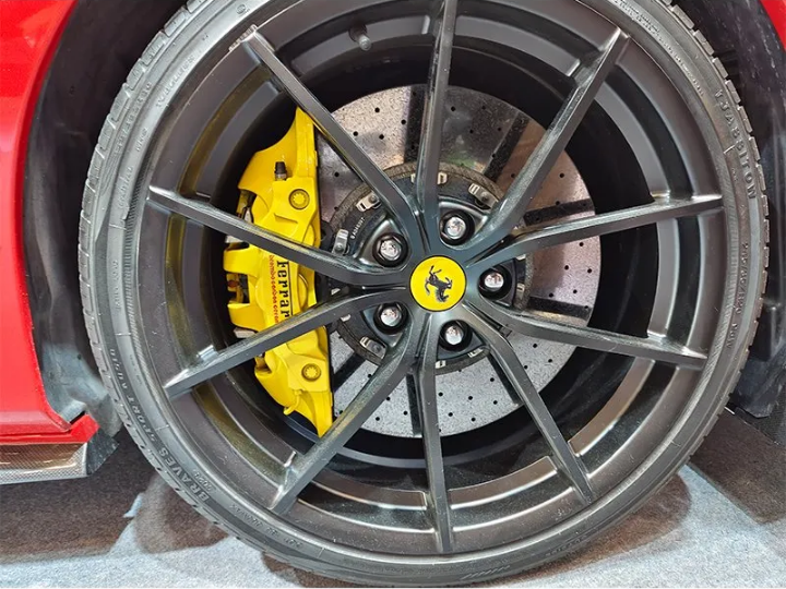 Carbon Ceramic Brakes Rotor Brake Disc 380*30 for BMW M3-F82/83/M4-F82/Porsche 911 Gt3 (991) /Panameraturbo (971) Carbon Ceramic Brakes Rotor Brake Disc 380*34*64 for Porsche 911 Gt3 (991) /718