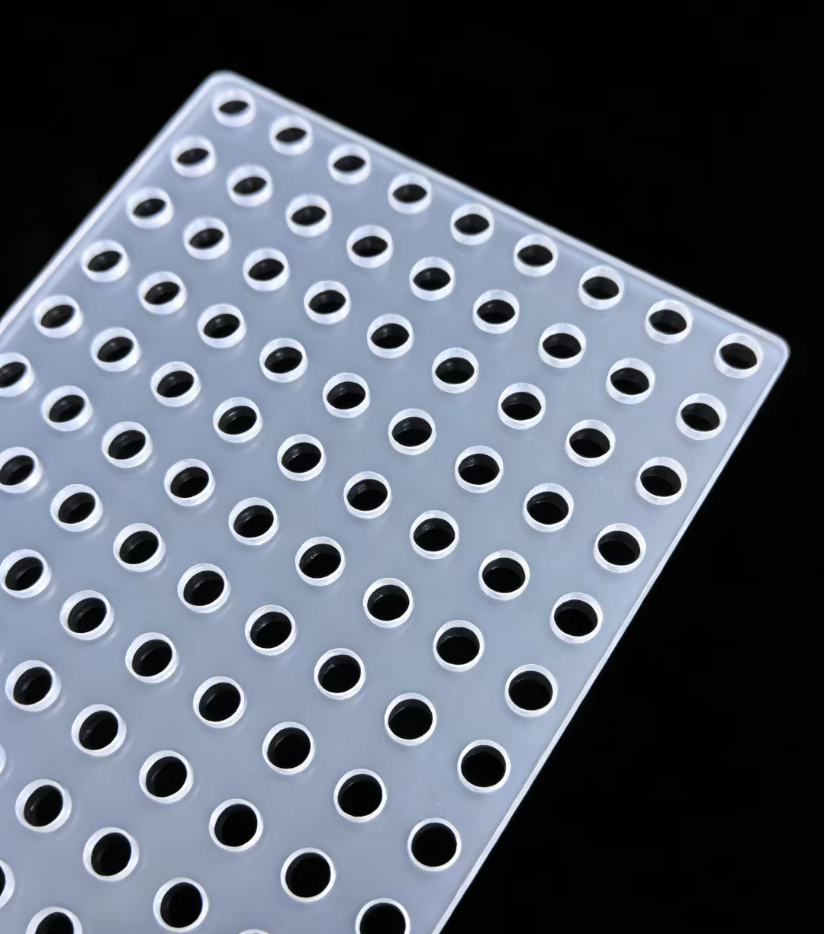 High Purity Laser Drilling Clear Quartz Glass Plate Optical CNC Square Silica Sheet