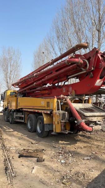 Service après-vente Avaliable 2013 cylindre de béton 46m camion de pompe à béton 44000kgs