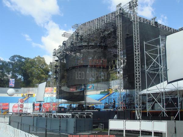 P6.25mm Outdoor LED Video Curtain Display High-Definition Building Facade Advertising Wall