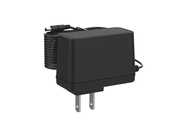 16.8W Max US Plug UL FCC Certified 8.4V 12.6V Lithium / Lead-Acid Battery Charger 16.8V Power Supply