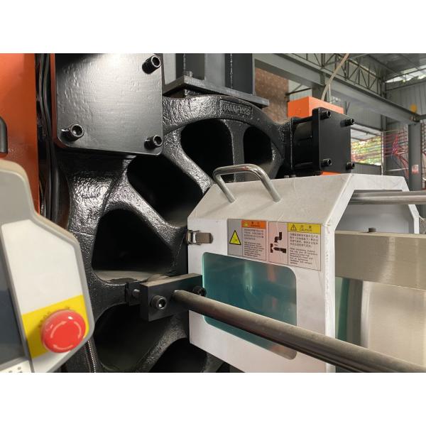 Servo Motor PET Injection Moulding Machine Chen Hsong EM320-PET