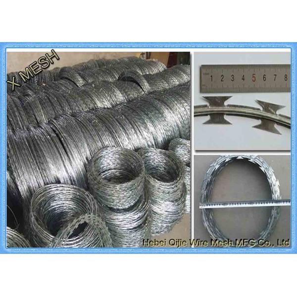 CBT65 Military Concertina Razor Barbed Wire Hot Dipped Galvanized Surface