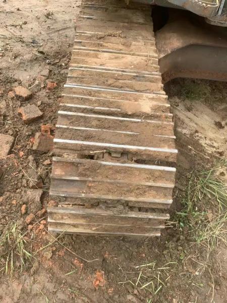 La Suède a importé une excavatrice à chenilles Volvo EC80D de haute qualité, presque neuve et prête à 100%