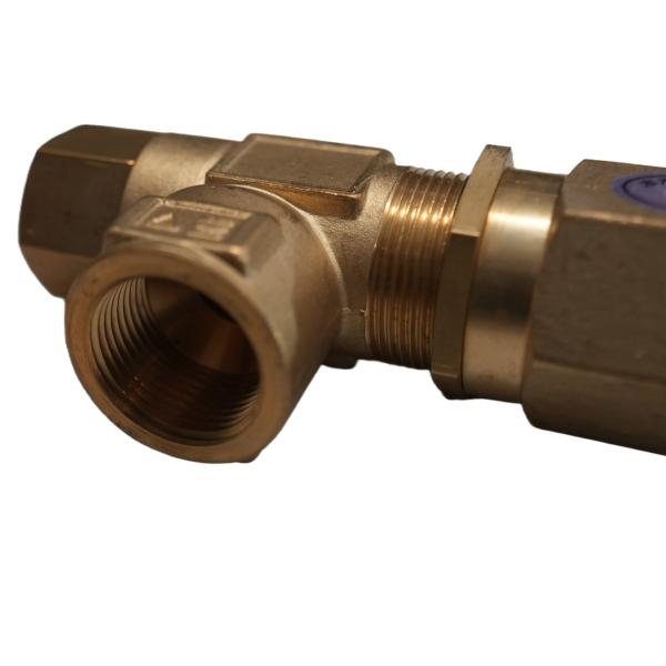 Soupape de sécurité pour balayeuse-laveuse : Protège la pompe à eau haute pression et régule le circuit d'eau