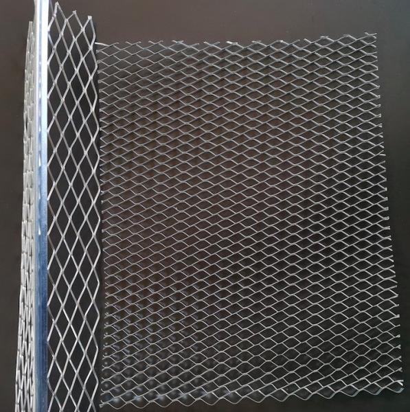 Construction Expanded Metal Sheet / Steel Angle Bead 2m Length 0.3mm Thickness