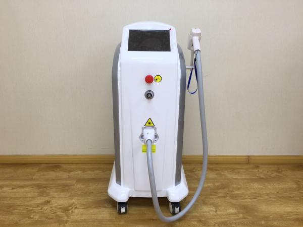 Female / Men Diode Laser Hair Removal Machine For Permanent Body Hair Removal