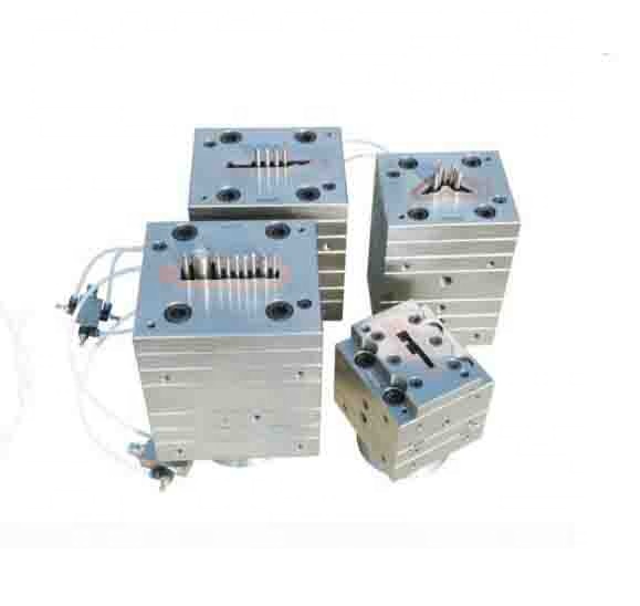 Powerful 37kW WPC Profile Decking Board Extrusion Line for Wood and Plastic