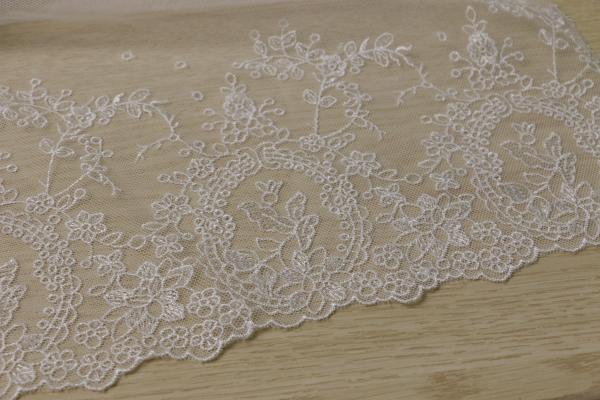 ODM Embroidered Tulle Lace Trim , Gauze Mesh 5 Inch Lace Trim