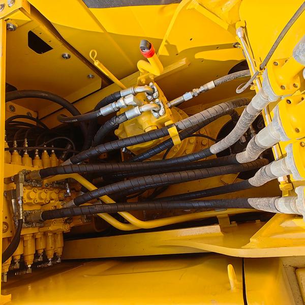 21 toneladas Mediano usado Komatsu PC210LC-8 Excavadora Rastreador hidráulico