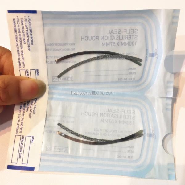 Base et monobloc en maille de boutons de langue orthodontique métallique certifiée CE avec matériau métallique