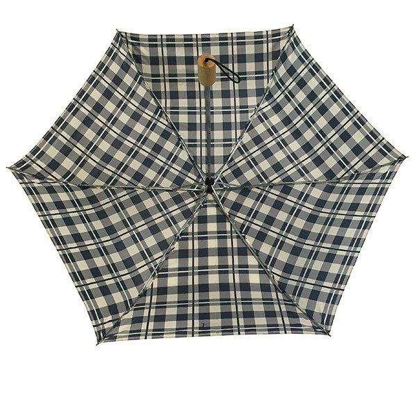 La manija de madera abierta del manual del SGS comprueba la impresión del paraguas plegable