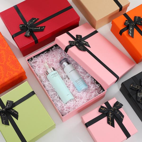 Опаковка подарочной коробки из картона Pantone для индивидуального дизайна логотипа в индустрии подарочного ремесла