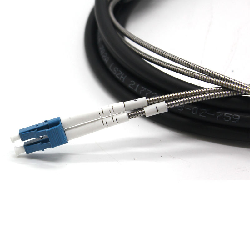 Двухшпиндельная куртка 7.0mm SC GYFJH LSZH LC гибкого провода 2 ядра разветвляет на открытом воздухе оптический кабель