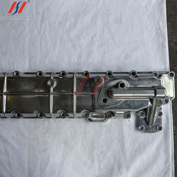 Isuzu 1-11281-018-1 Oil Cooler Cover For 6BG1 Engine EX200-5 Cooling System Component