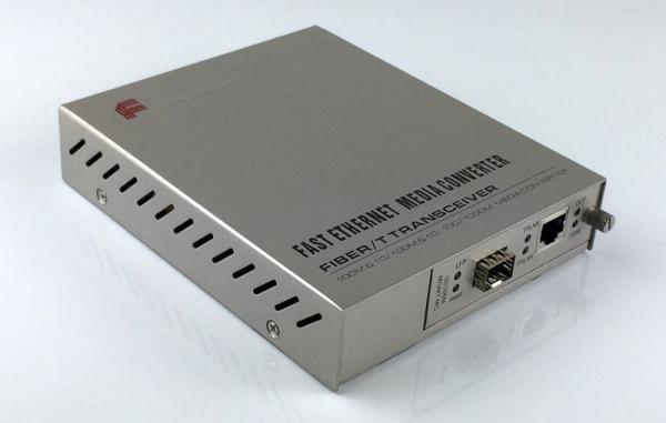 10 / 100 Base-TX To 100 Base-FX Rack Mount Fiber Media Converter