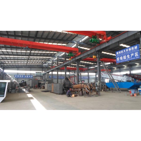 Amphibious Sand Dredging Machine With 10 Inch Draught Dismantle Structure