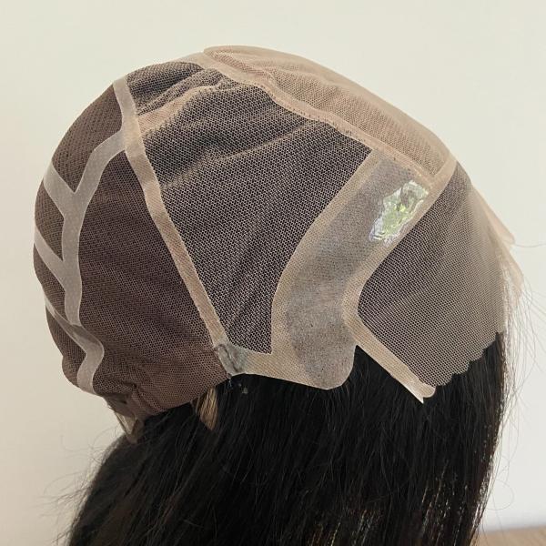 Perruques médicales en silicone de densité moyenne avec dentelle transparente et personnalisées