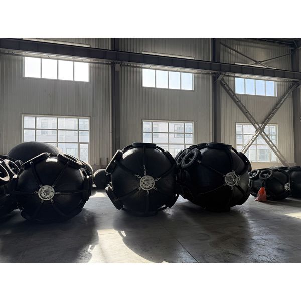 Inflatable Rubber Fender High Impact Absorption Excellent Seawater Resistance Lightweight