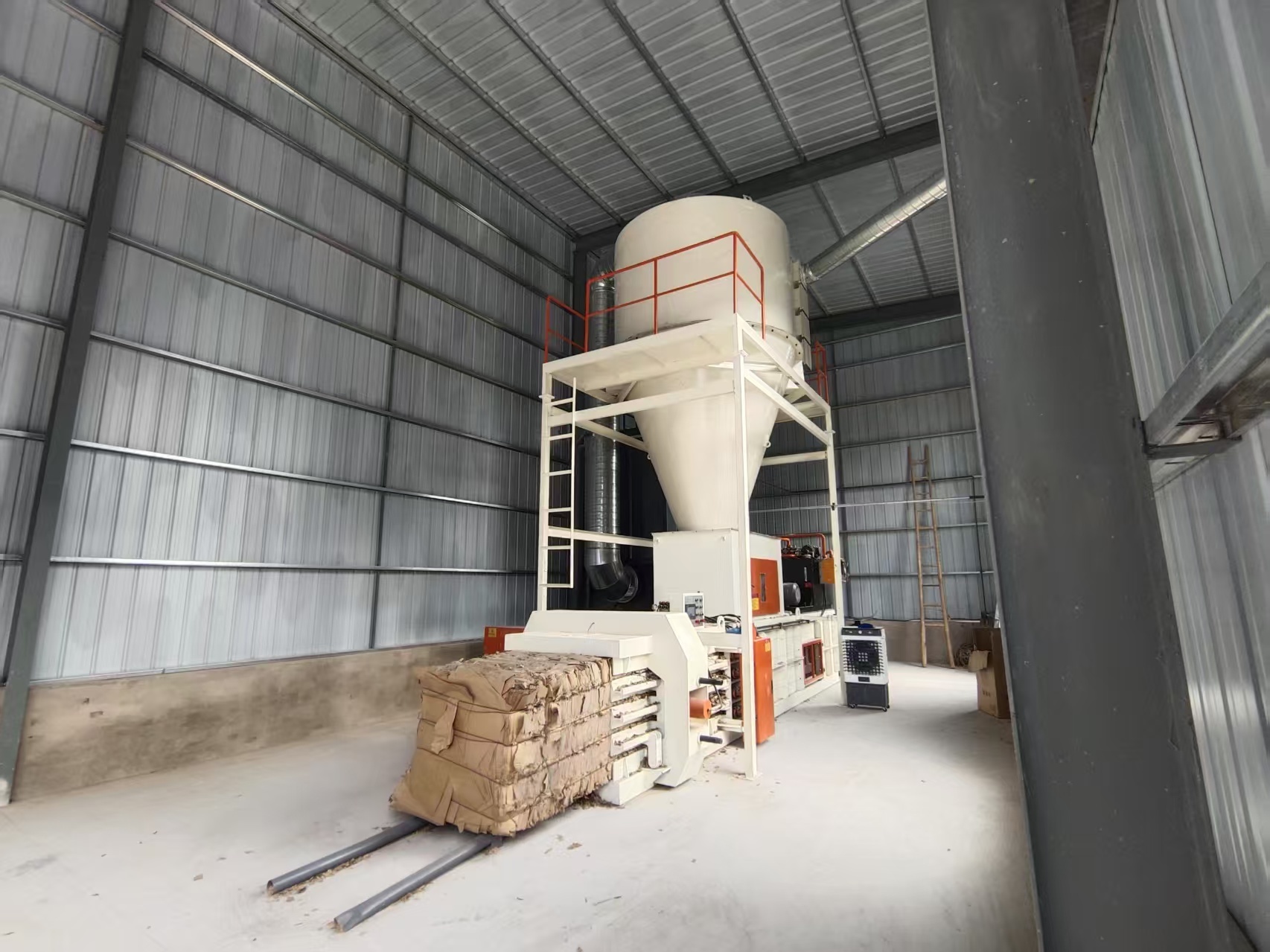 160T Hydraulic Waste Paper Baler Adjustable Bale Size and PLC Automatic Control