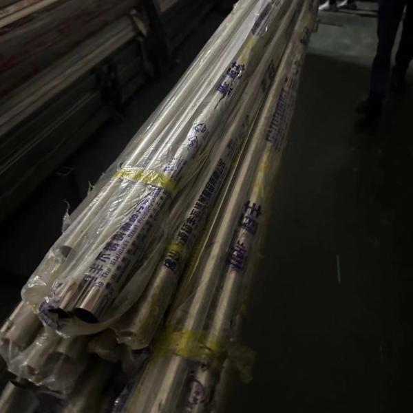 ASTM A554 201 Welded Tube 25*0.8*6000mm 320 Grit Mirror Polished Stainless Steel Pipe