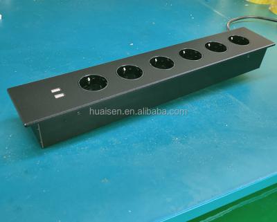 Boîte intégrée à connexion USB multi-média