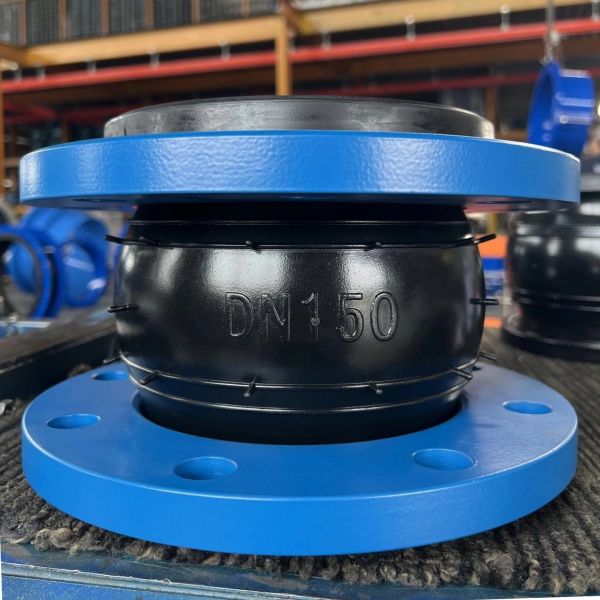Carbon Steel Single Sphere Flexible Expansion Joint EPDM Rubber ANSI Monosfera Flange DN15-DN4000 6-40 Bars Working Pressure