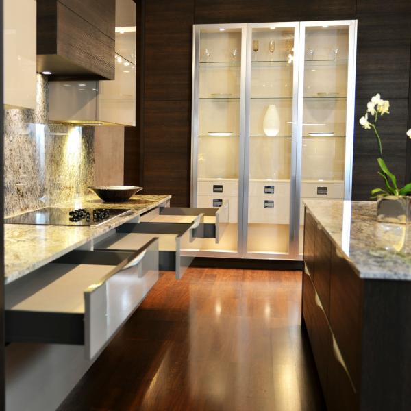 Cuisine Complete Kitchen Affordable Price Modern Design Kitchen Cabinet Laminate Pantry Cupboard