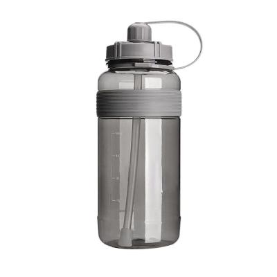 2L Large Capacity Plastic Water Bottle Straw Bottle ‎Glossy Finish