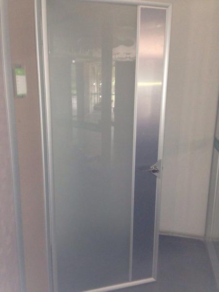 2018 Fashionable Design Flat Residential Door For Bathroom with aluminum frame