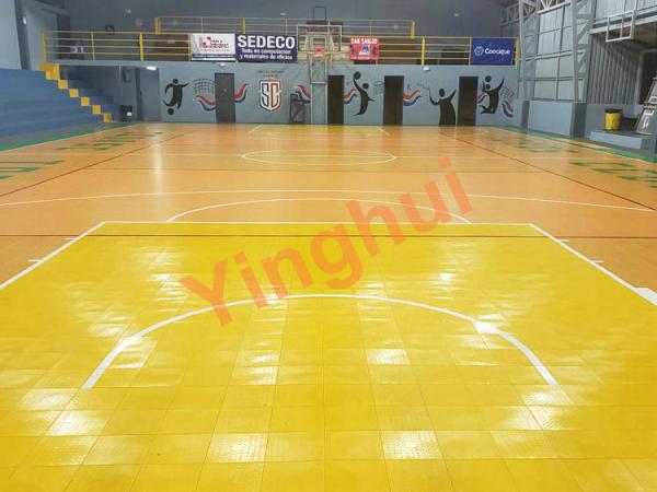 Custom Interlocking PP Basketball Flooring Indoor Wood Plastic Sport Flooring Tile For Fustal Tennis Court
