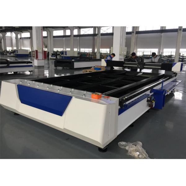 Поверхность вырезывания автомата для резки лазера волокна КНК металлического листа высокоскоростная ровная