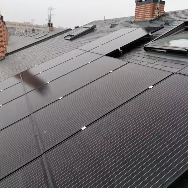 Eu Preço de Armazém Painéis Solares 500W 550W 500 550 Watts Painel Solar Bifacial Monocristalino