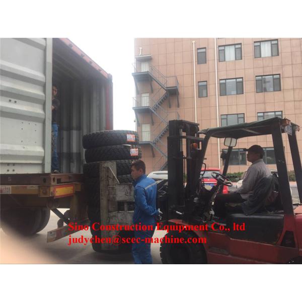 Покрышка машинного оборудования тяжелого грузовика СКМГ Синотрук запасных частей тележки ИСО неподдельная