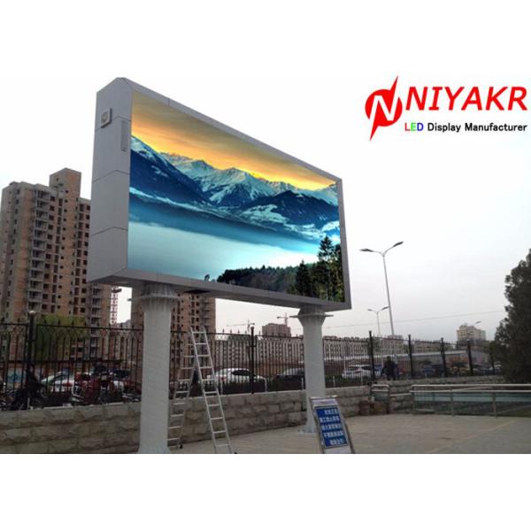 Full Color Outdoor Advertising LED Display 8mm Pixel Pitch Easy Maintenance