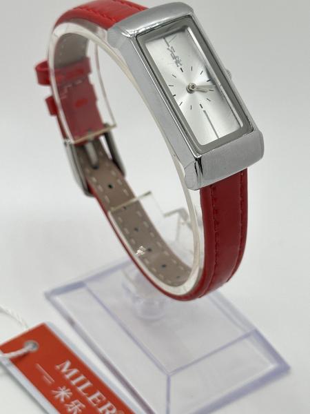 30 Meters Water Resistant Leather Quartz Wrist Watch For 18-45 Years Old