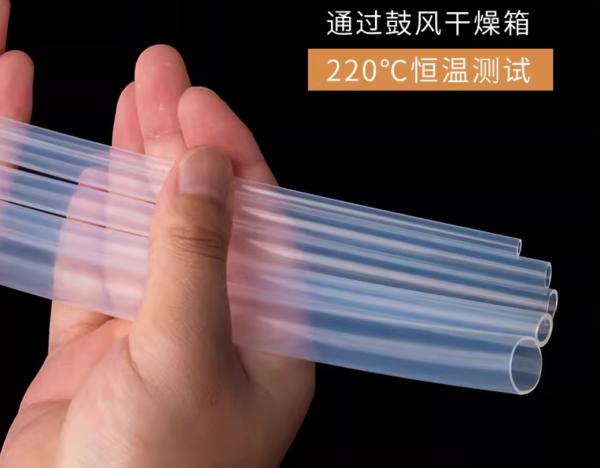 Tubos de PTFE blancos de superficie lisa para ser seguros y no tóxicos