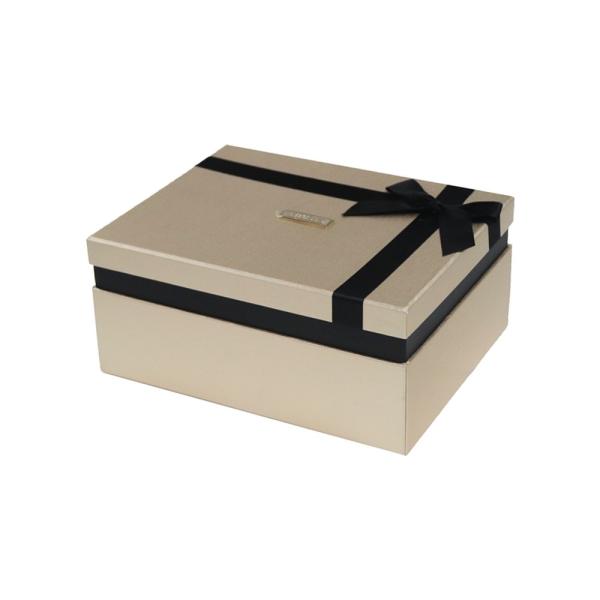 ODM Service Decorative Cosmetic Gift Boxes , Bespoke Gift Boxes With Fixed Ribbon