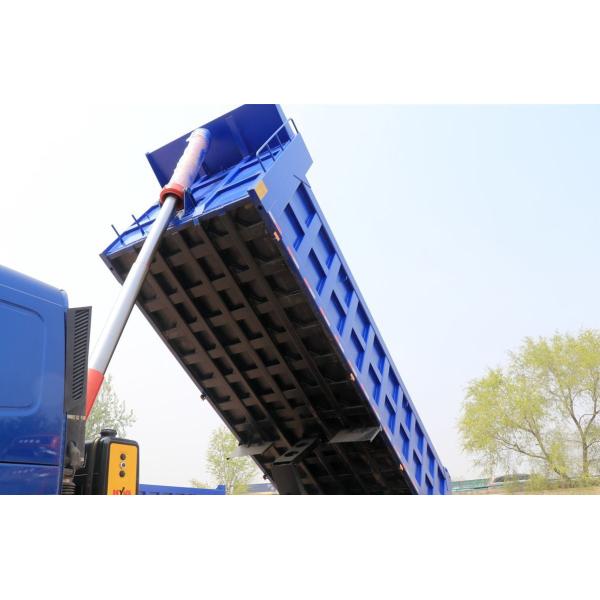 Howo Tipper Truck 12 Tires Howo T7 Dumper Leaf Spring 440hp 30-50 Tons Payload Thickened Box
