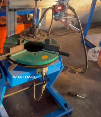 Circular Welding 100kg Positioner, 0-90° Tilting Turntable with 300mm Three-jaw Chuck