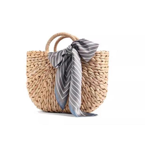 Round Wrist Beach Woven Bag , Handmade Crochet Handbags Corn Skin Material ODM