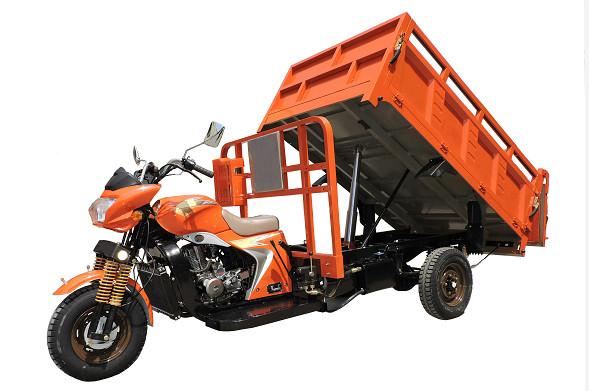 Automatic Lifting 250CC Cargo Tricycle , Chinese 3 Wheel Motorcycle Double Rear Wheels