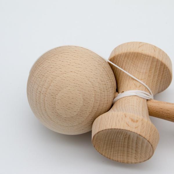 De 2 a 4 años de edad, juguete de rompecabezas de madera con logotipo de láser Kendama 190 x 70 mm