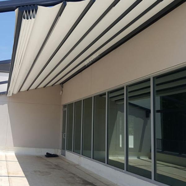 пергола крыши на открытом воздухе ткани газебо PVC 850gsm Retractable