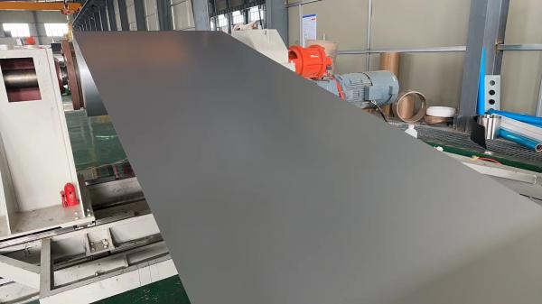 Empilhadeira de alumínio pré-pintada com uma ampla gama de cores e padrões para esgoto